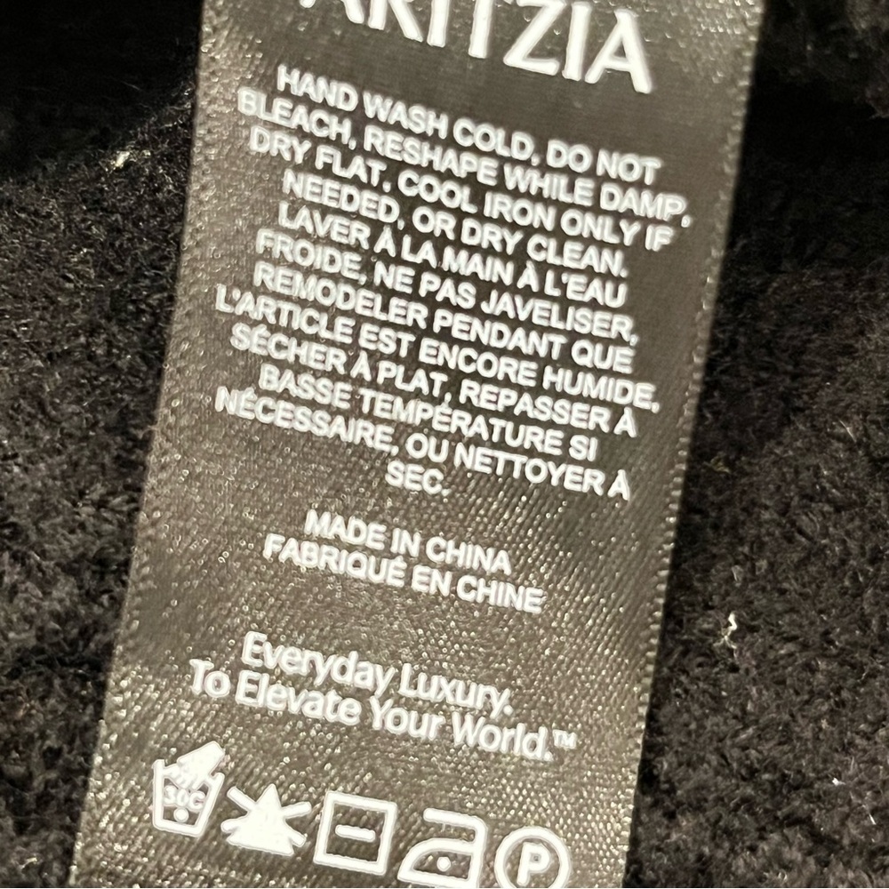 Aritzia Babaton Emporia Merino Wool V-Neck Sweater Vest Black Small Cable Knit - Picture 9 of 11